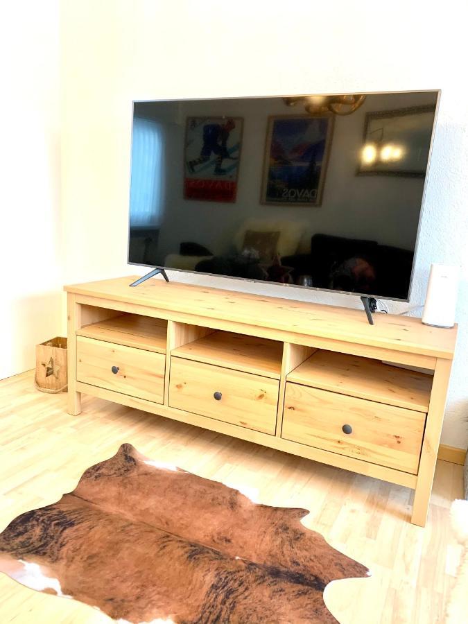 Holiday Apartment Bolgen - Close To Everything! Bolgen, Jakobshorn, Bus Stop, Train Station, Supermarket, Ski School, Ski Rentals, Restaurants And More! Davos Exteriör bild
