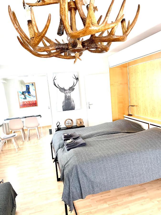 Holiday Apartment Bolgen - Close To Everything! Bolgen, Jakobshorn, Bus Stop, Train Station, Supermarket, Ski School, Ski Rentals, Restaurants And More! Davos Exteriör bild