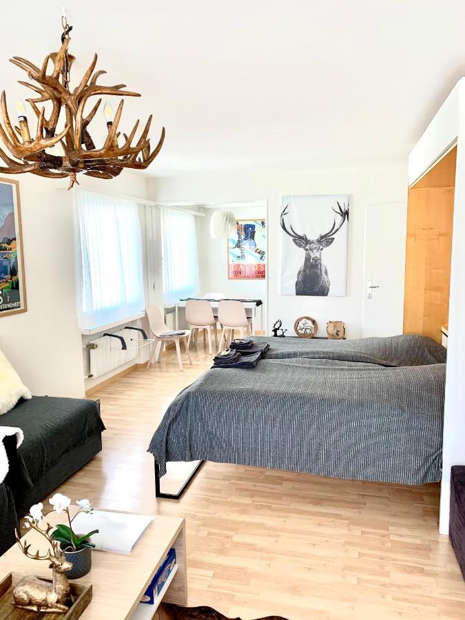 Holiday Apartment Bolgen - Close To Everything! Bolgen, Jakobshorn, Bus Stop, Train Station, Supermarket, Ski School, Ski Rentals, Restaurants And More! Davos Exteriör bild