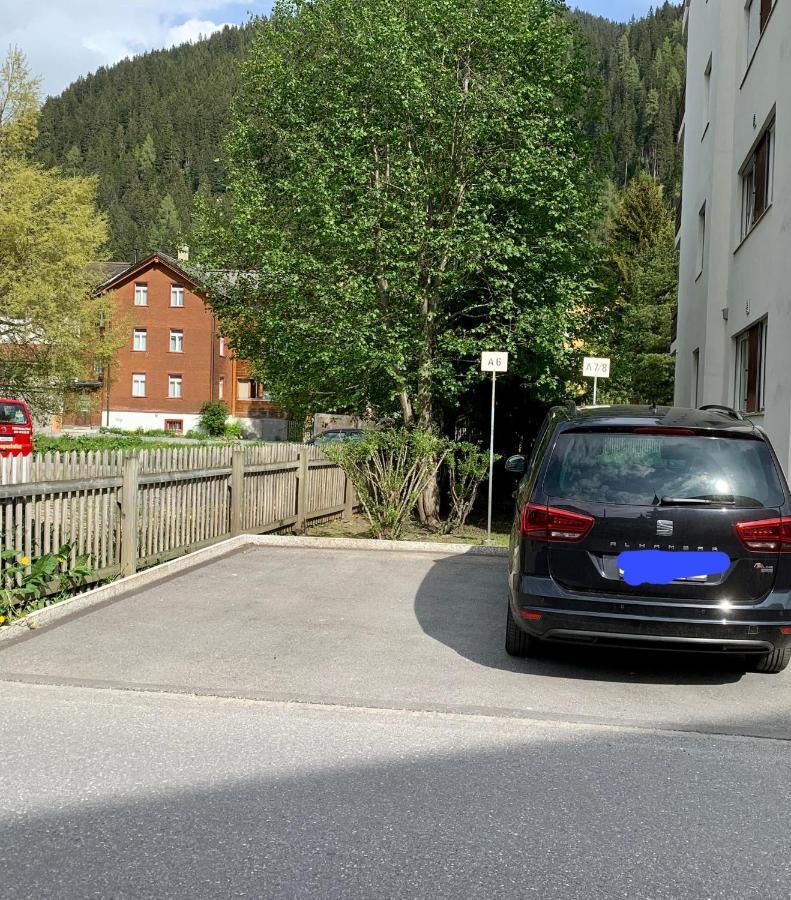 Holiday Apartment Bolgen - Close To Everything! Bolgen, Jakobshorn, Bus Stop, Train Station, Supermarket, Ski School, Ski Rentals, Restaurants And More! Davos Exteriör bild