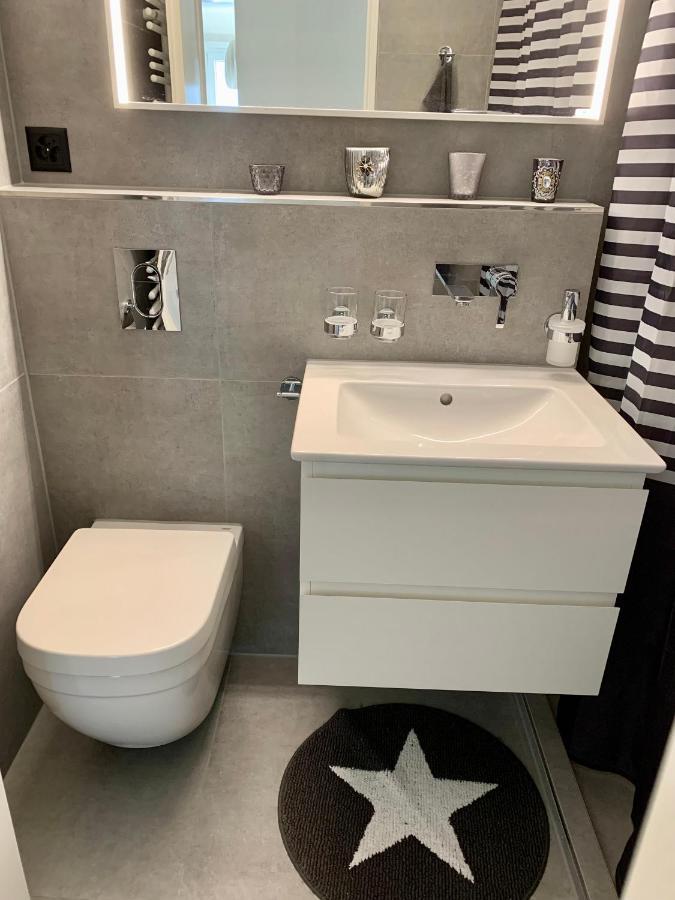 Holiday Apartment Bolgen - Close To Everything! Bolgen, Jakobshorn, Bus Stop, Train Station, Supermarket, Ski School, Ski Rentals, Restaurants And More! Davos Exteriör bild