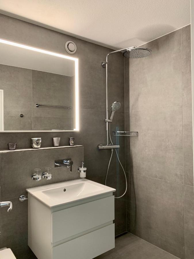 Holiday Apartment Bolgen - Close To Everything! Bolgen, Jakobshorn, Bus Stop, Train Station, Supermarket, Ski School, Ski Rentals, Restaurants And More! Davos Exteriör bild